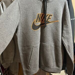 MENS NIKE CENTER LOGO FLEECE PULLOVER HOODIE
